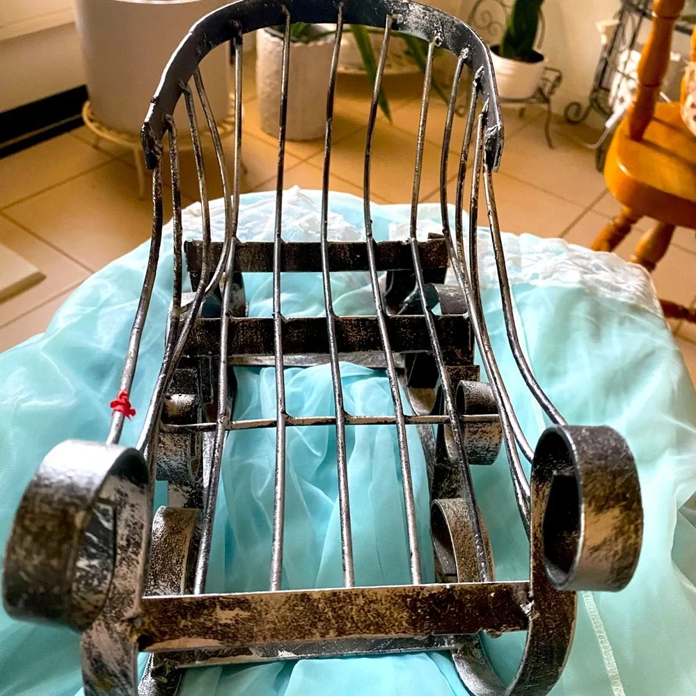 LARGE METAL CHRISTMAS SLEIGH - Picture 5 of 5